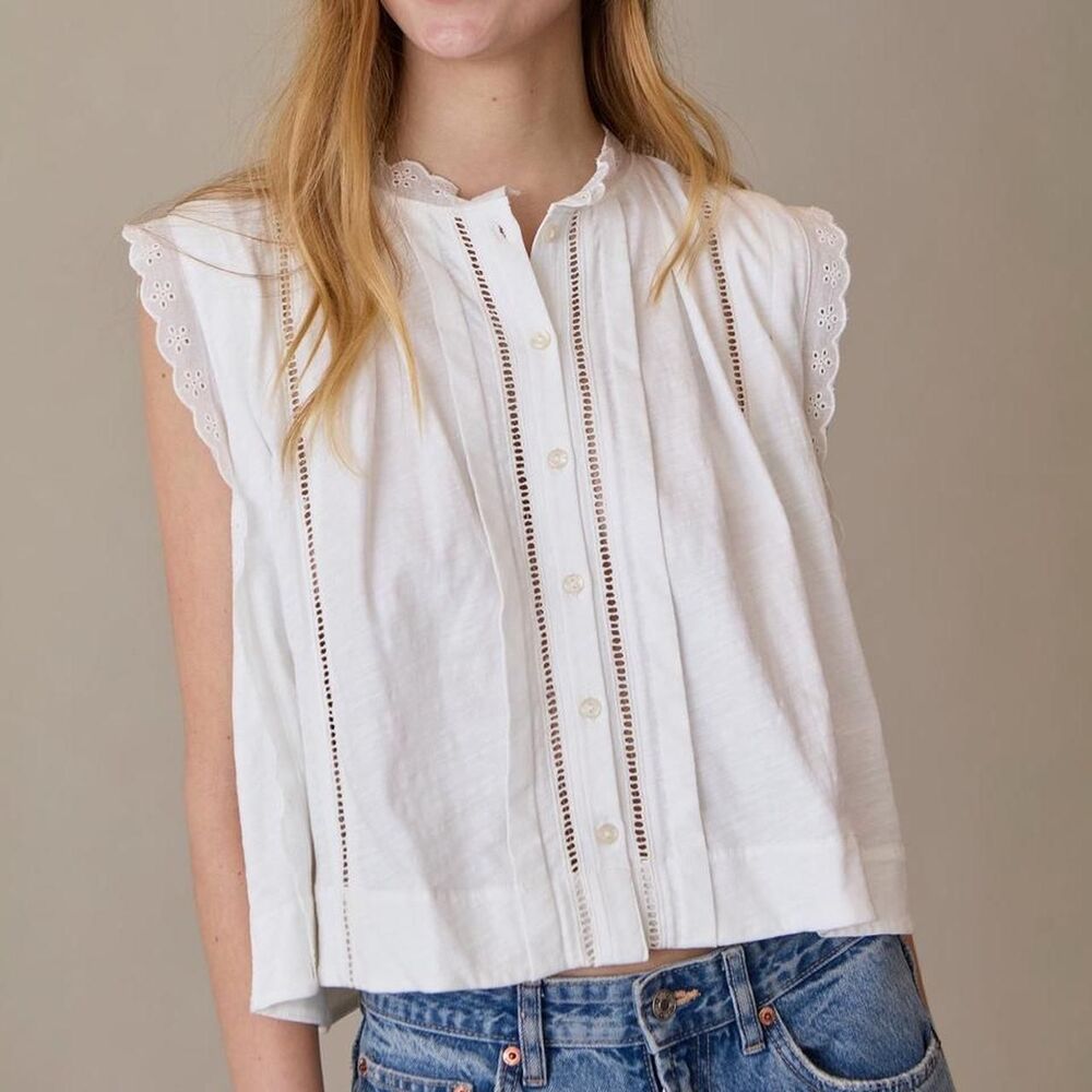 Grey State White Eyelet Trim Sleeveless Button-Up Blouse - NWT